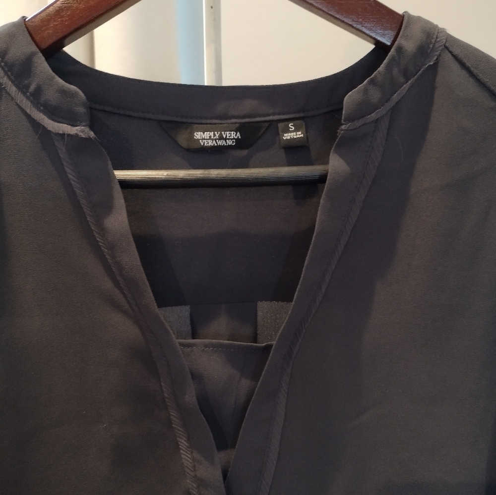 Blouse - Picture 2 of 5